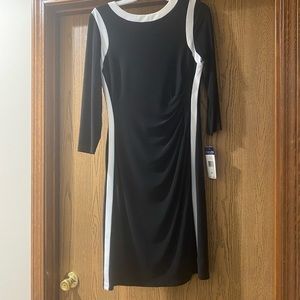 Size M Chaps black and white long sleeve dress